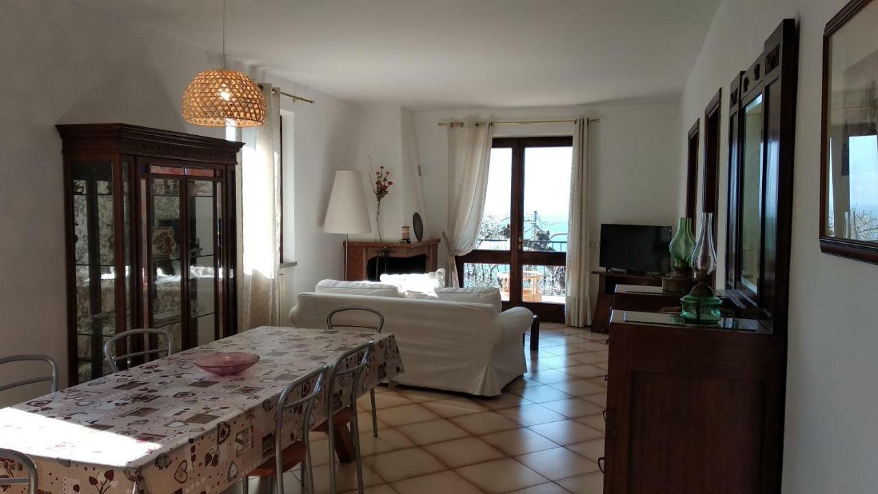 Villa Mery Torri Del Benaco Ngoại thất bức ảnh